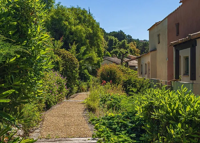 Les Mas De Pramousquier-14 By Interhome Apartman